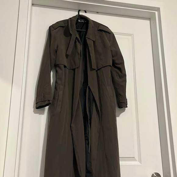 Chic trench coat - Picture 1 of 7